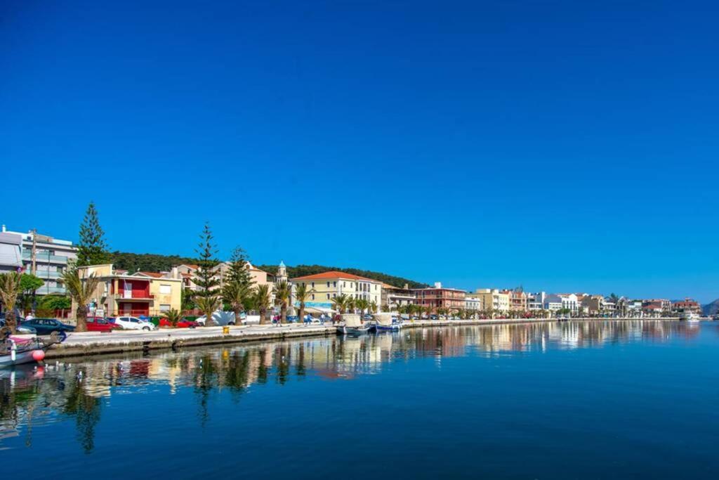 A & B Minimal Suite With Sea View In Argostoli 外观 照片
