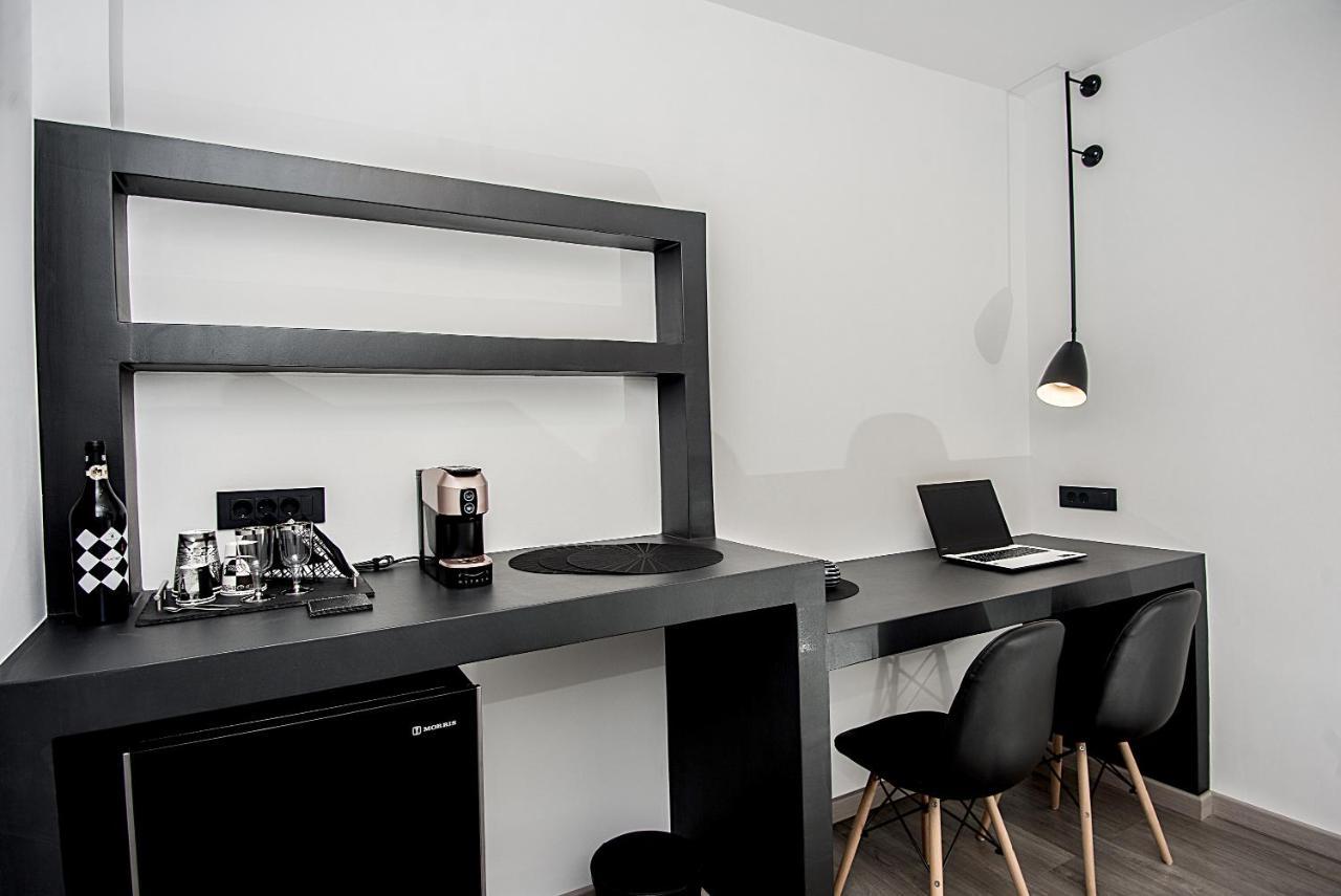 A & B Minimal Suite With Sea View In Argostoli 外观 照片