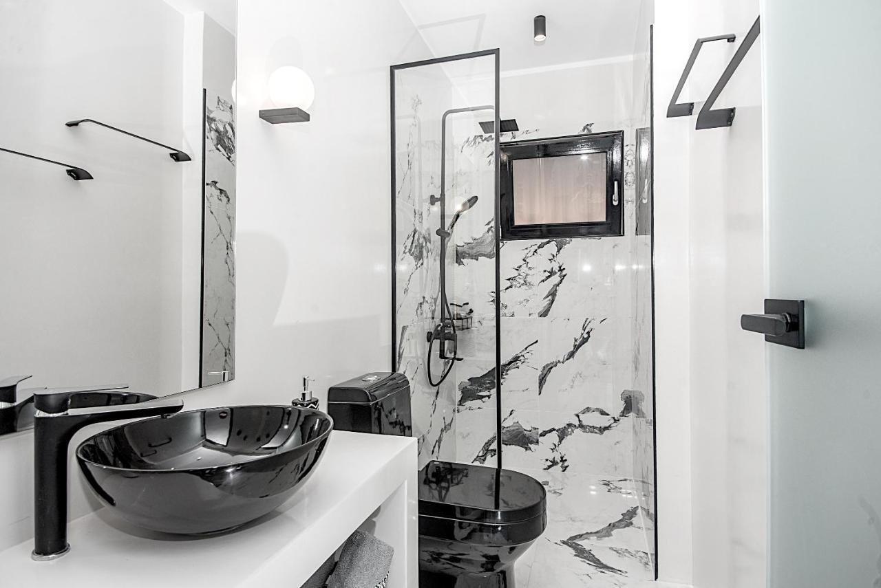 A & B Minimal Suite With Sea View In Argostoli 外观 照片