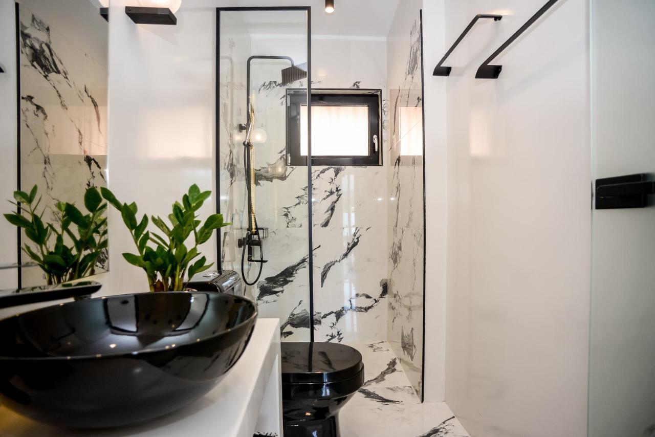 A & B Minimal Suite With Sea View In Argostoli 外观 照片